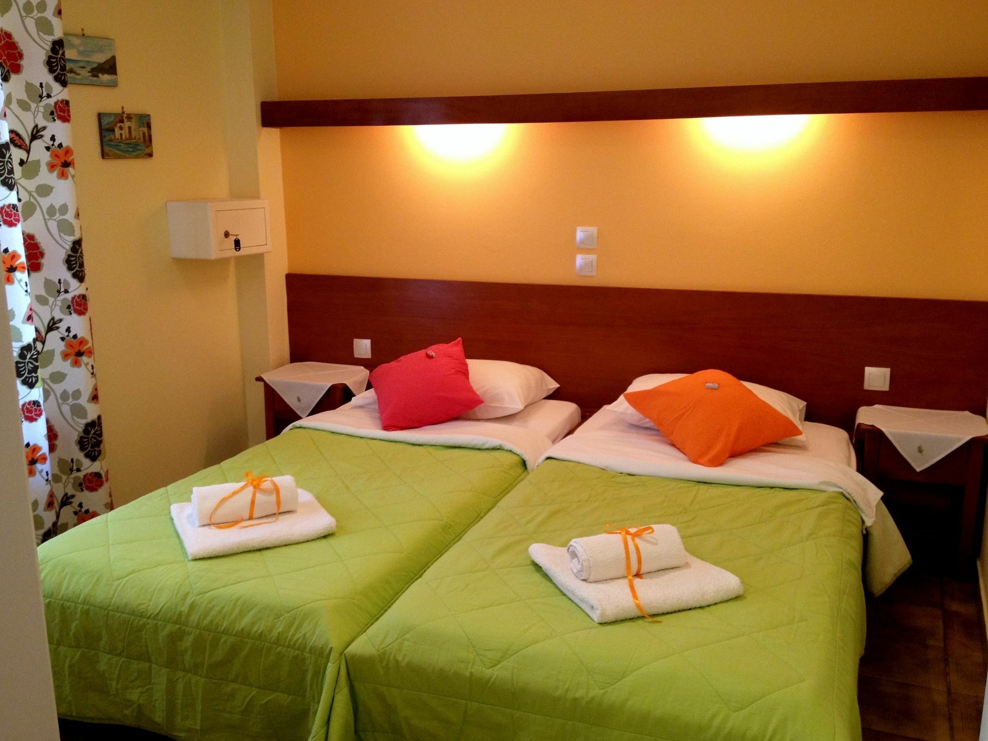 Oasis Apartments Tolo Ngoại thất bức ảnh