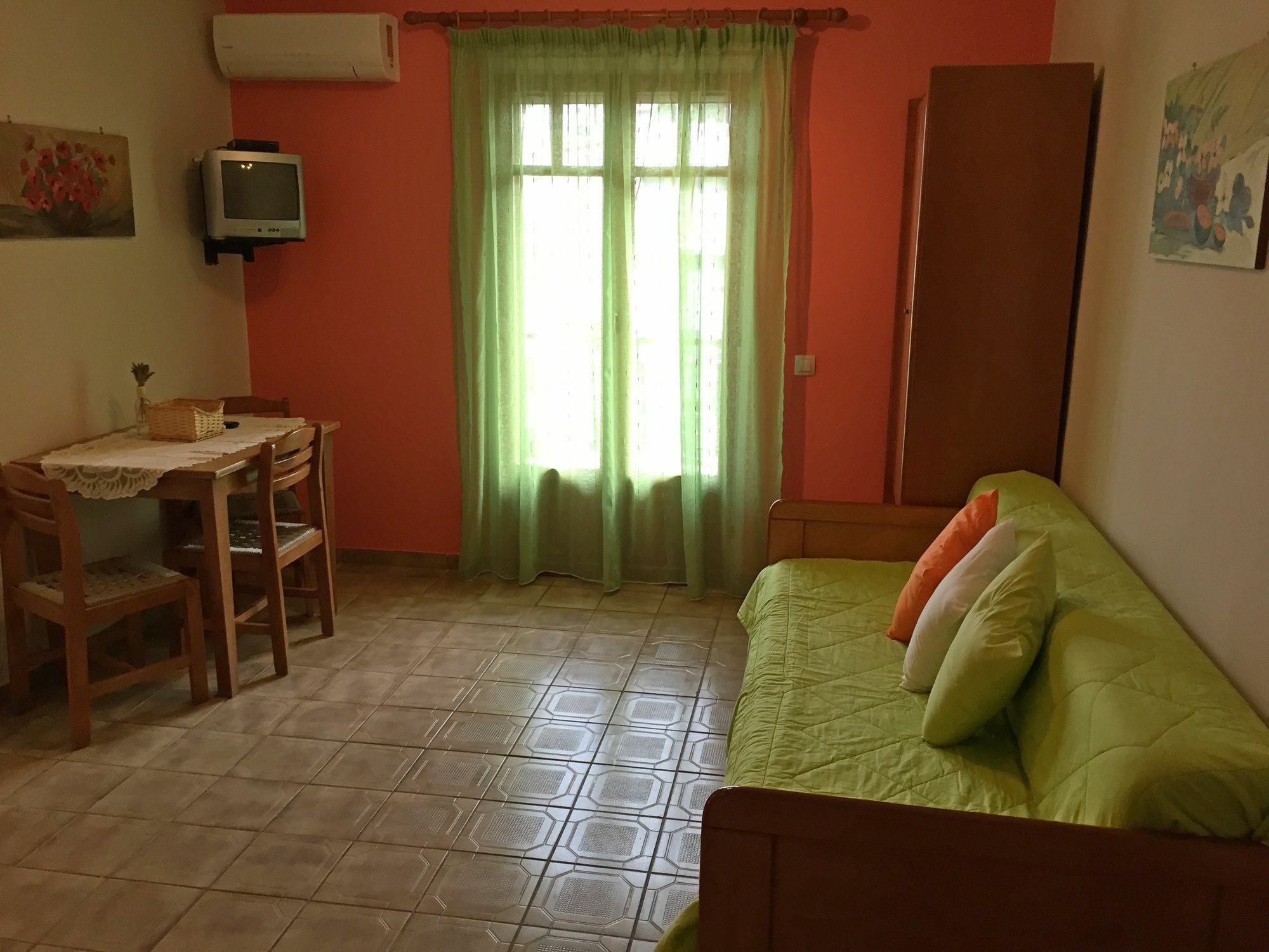 Oasis Apartments Tolo Ngoại thất bức ảnh